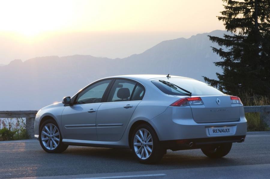  Renault Laguna III 2007 года  (фото 33 из 92)